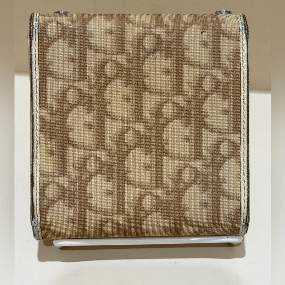 Dior Oblique Romantique Tri-fold Trotter Wallet